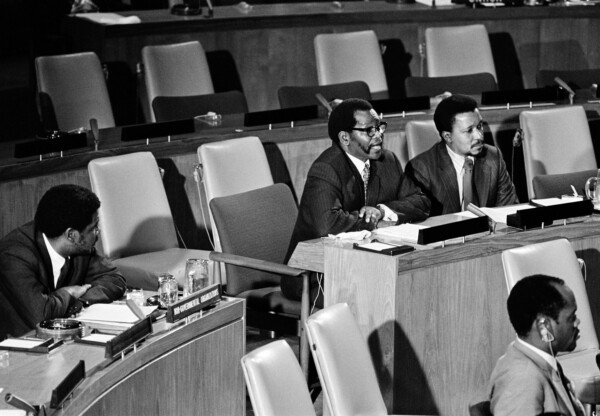 Oliver Tambo (centre) addressing the United Nations Political Committee against apartheid in 1973.